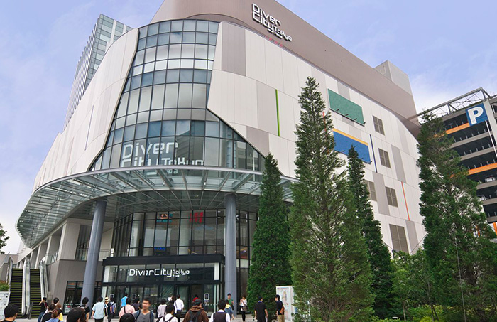 DiverCity Tokyo Plaza
