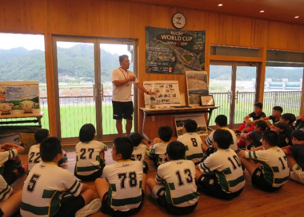 スタジアム見学の様子