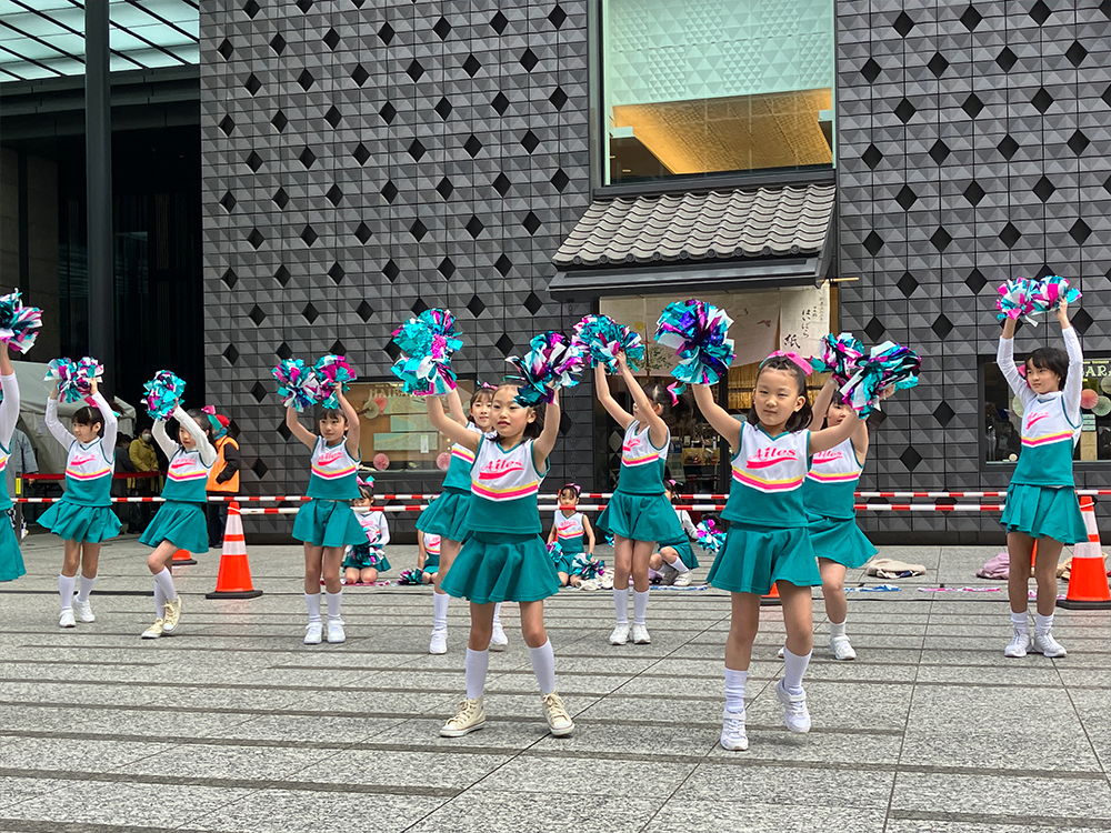 東京日本橋タワー前の様子です。