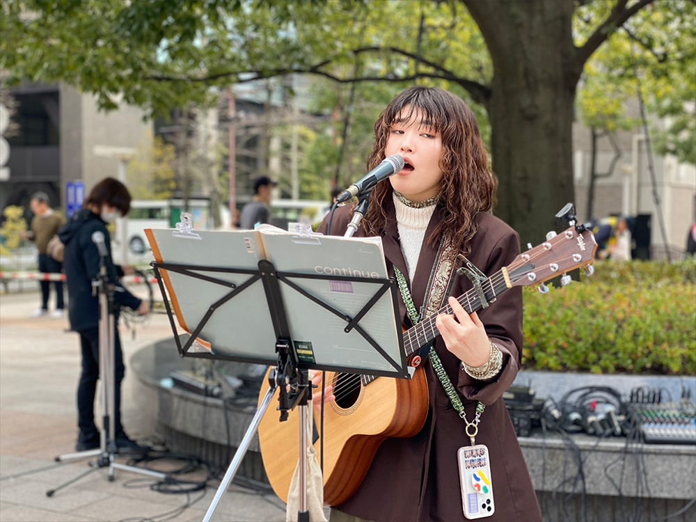 トルナーレ日本橋浜町前（交差点）の様子です。