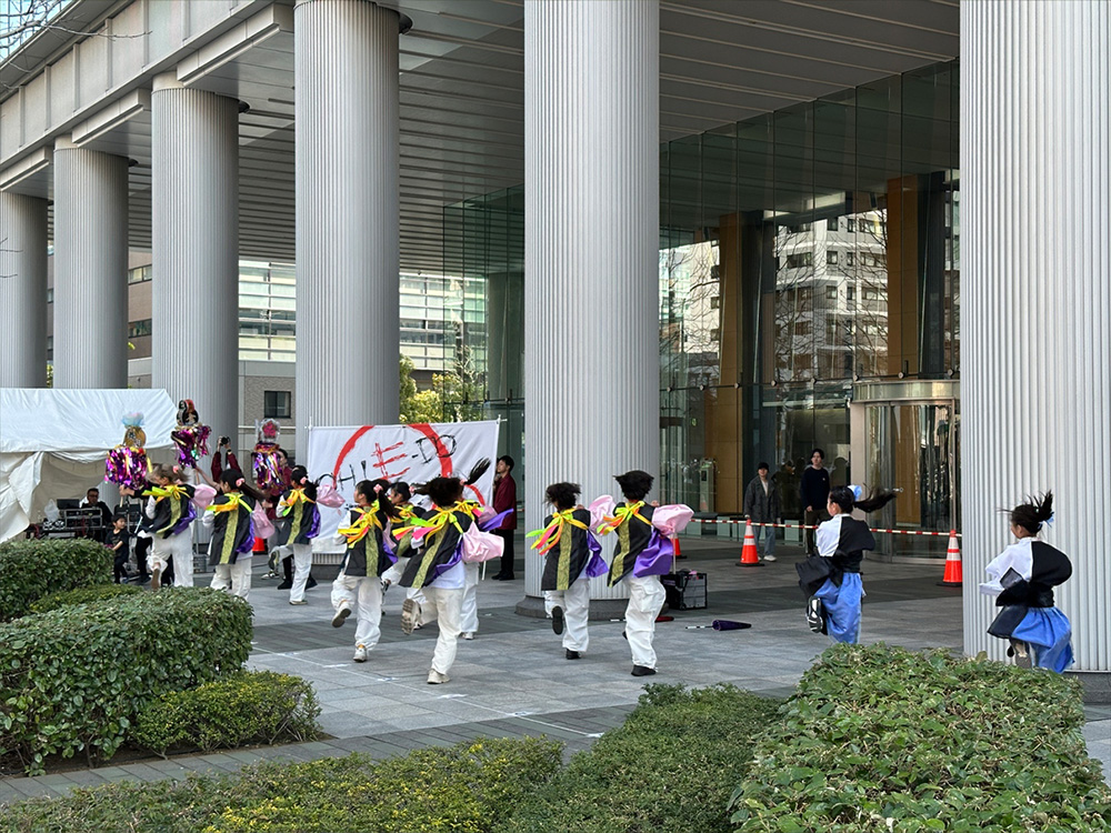 トルナーレ日本橋浜町前（銀座面）の様子です。