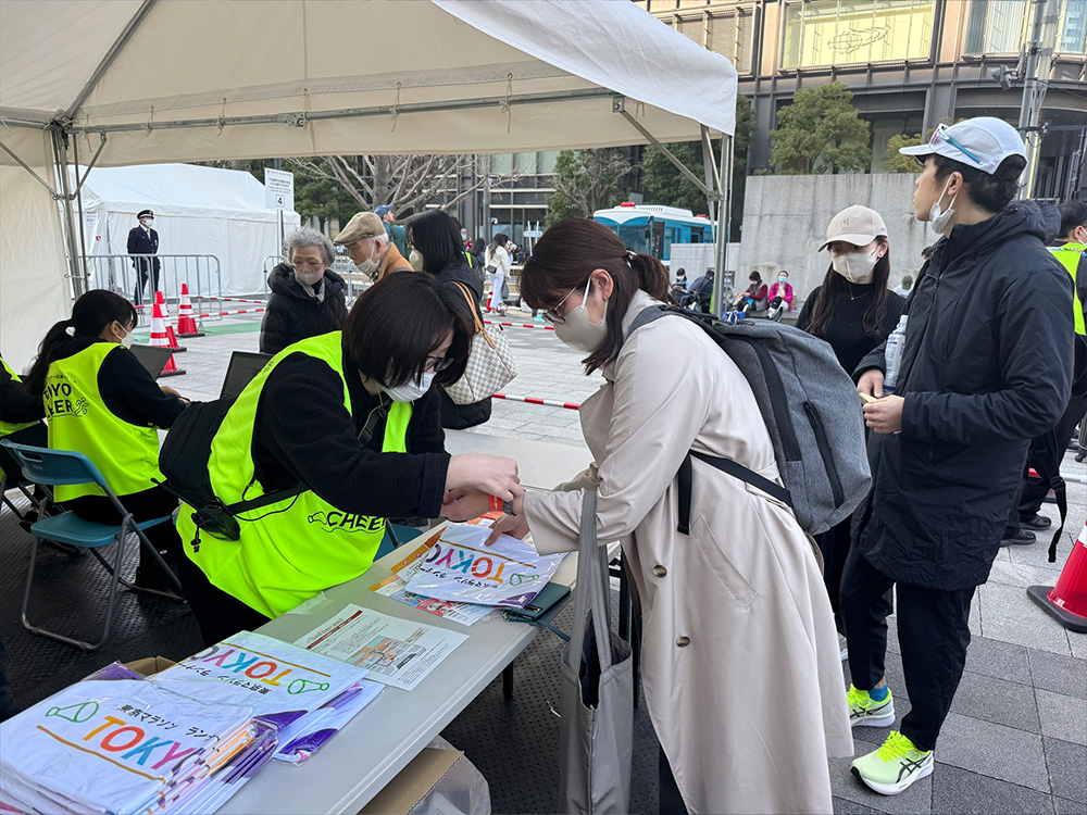 フィニッシュ特別観戦エリアの様子です。