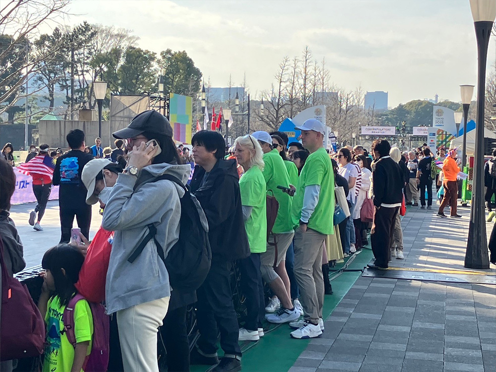 フィニッシュ特別観戦エリアの様子です。