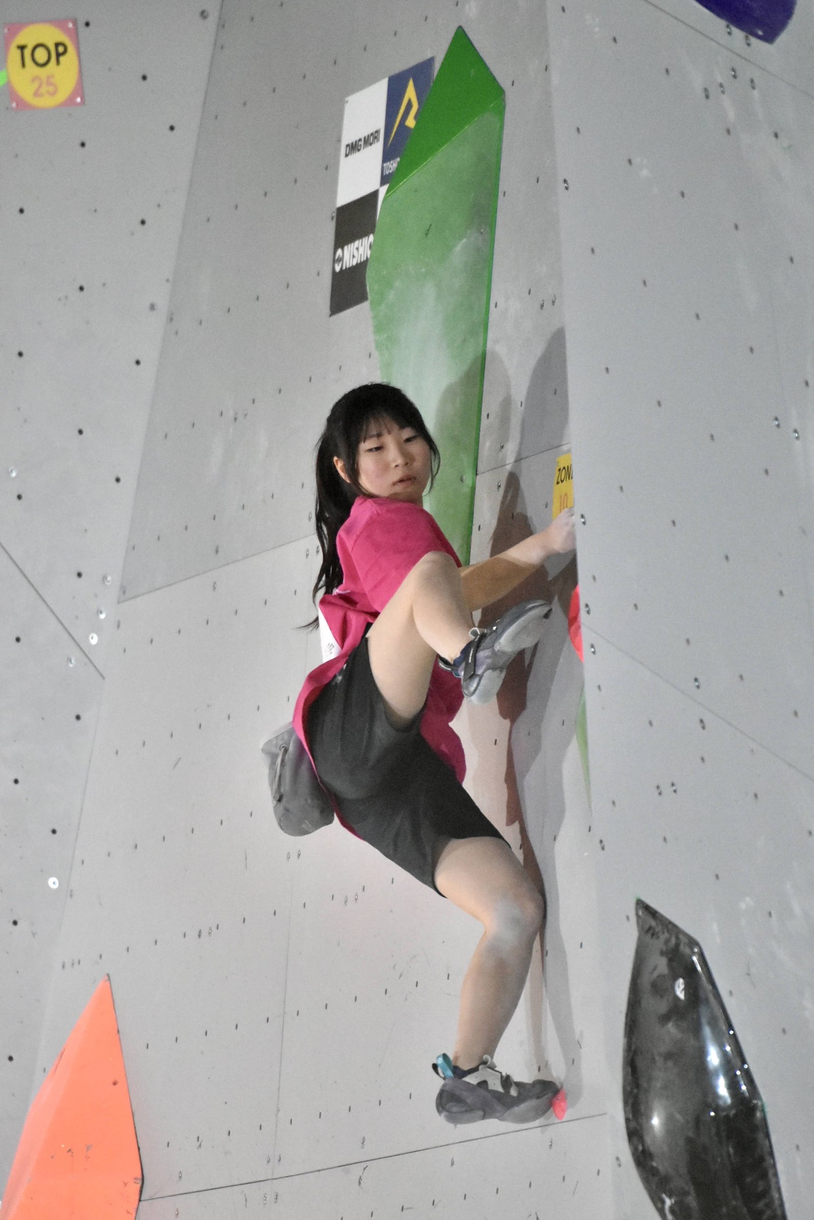 松浦 朱希選手（競技：スポーツクライミング）
