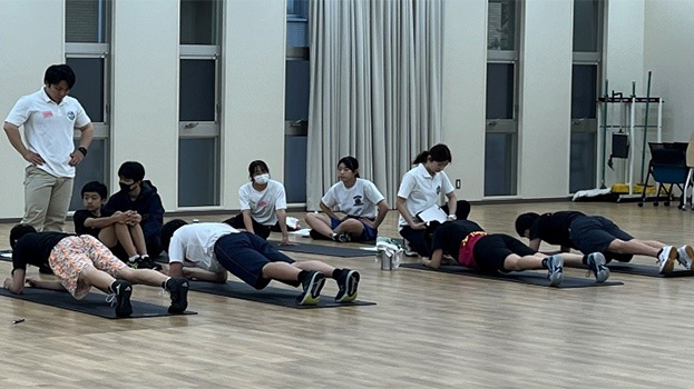 体幹持久力（フロント）